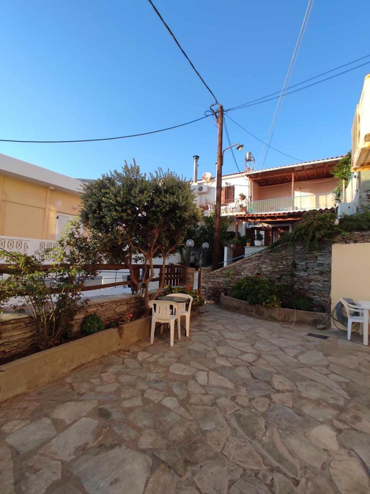 Ferienwohnung Politis Sudios Batsíon Exterior foto