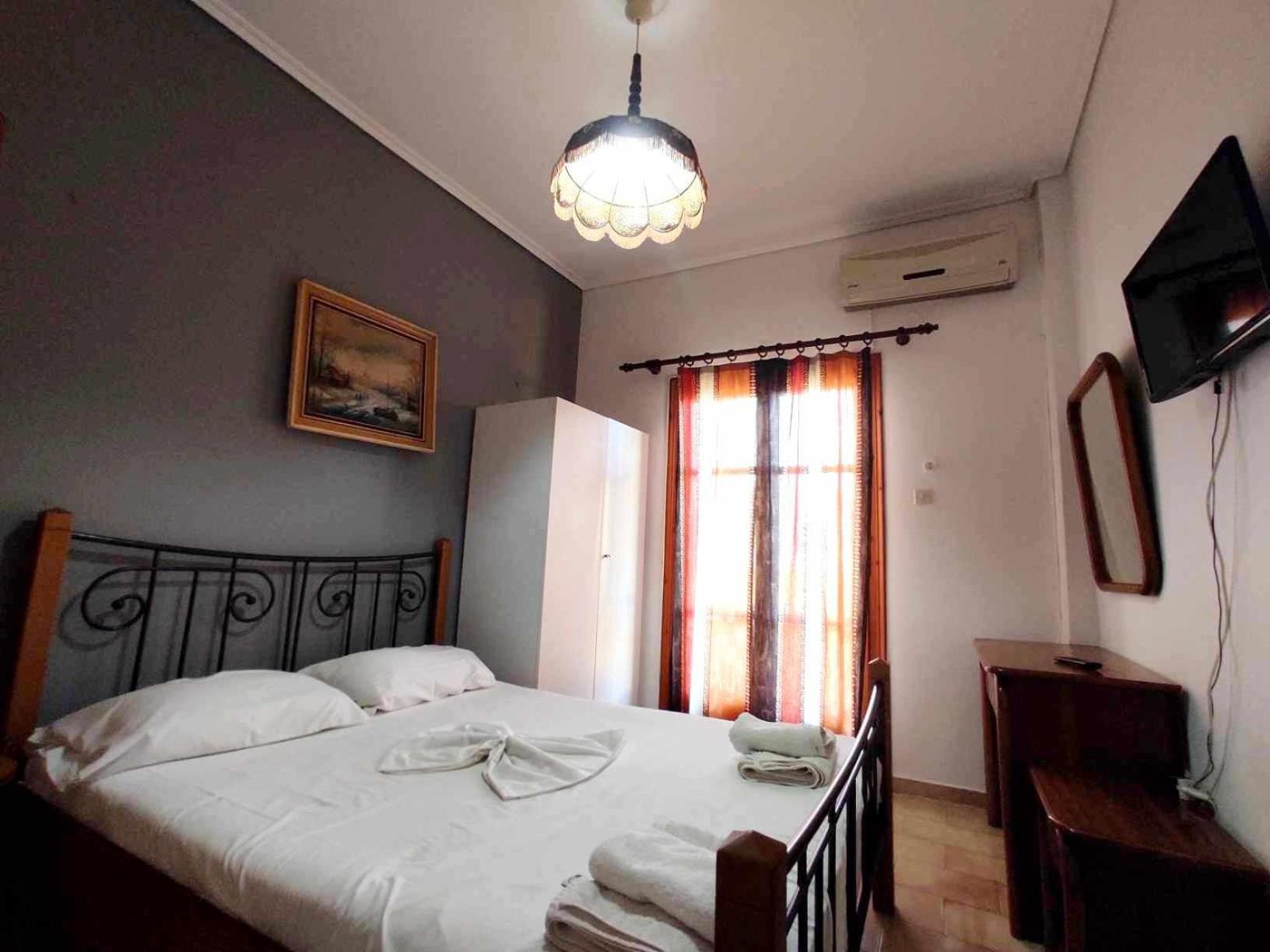 Ferienwohnung Politis Sudios Batsíon Exterior foto