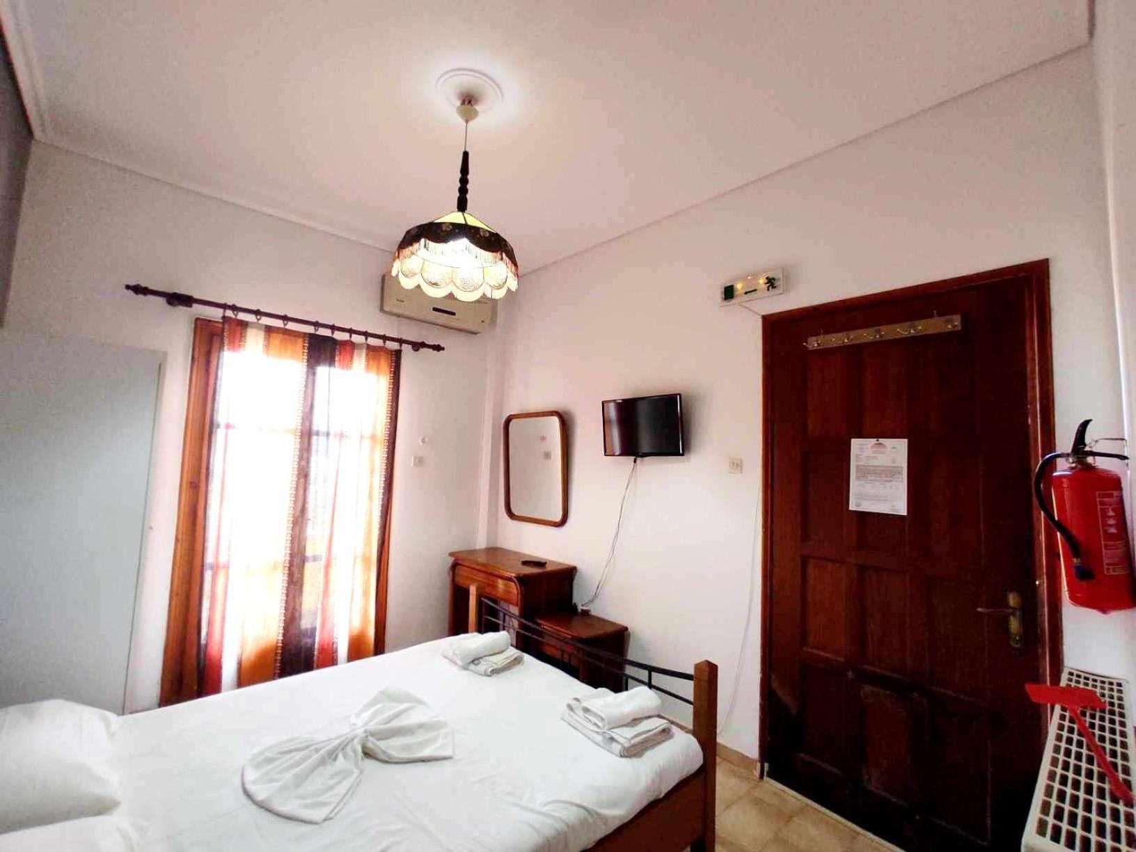 Ferienwohnung Politis Sudios Batsíon Exterior foto