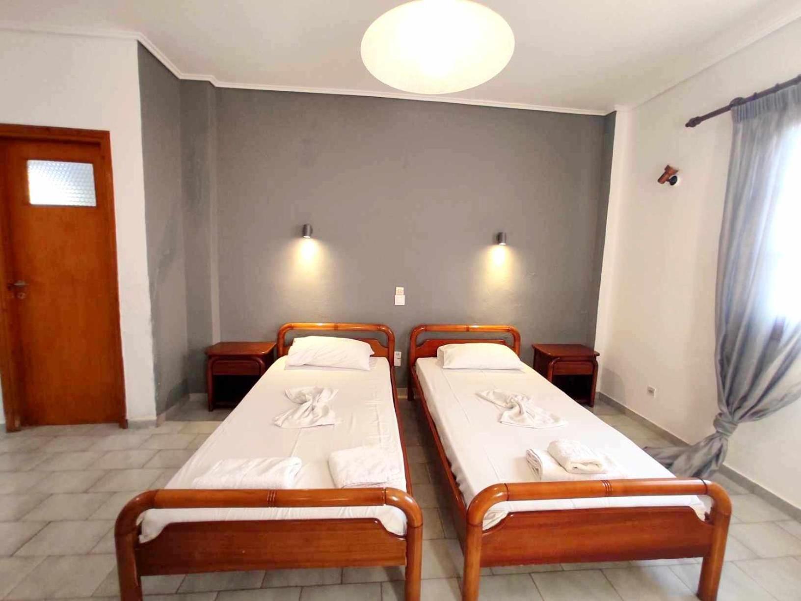 Ferienwohnung Politis Sudios Batsíon Exterior foto