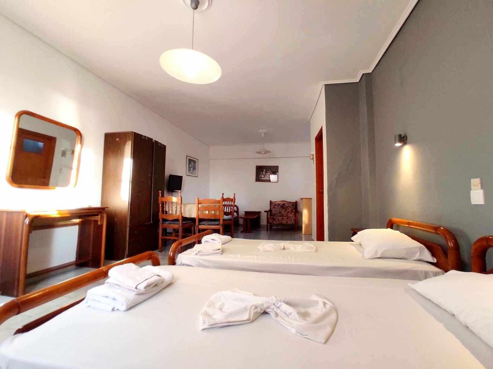Ferienwohnung Politis Sudios Batsíon Exterior foto