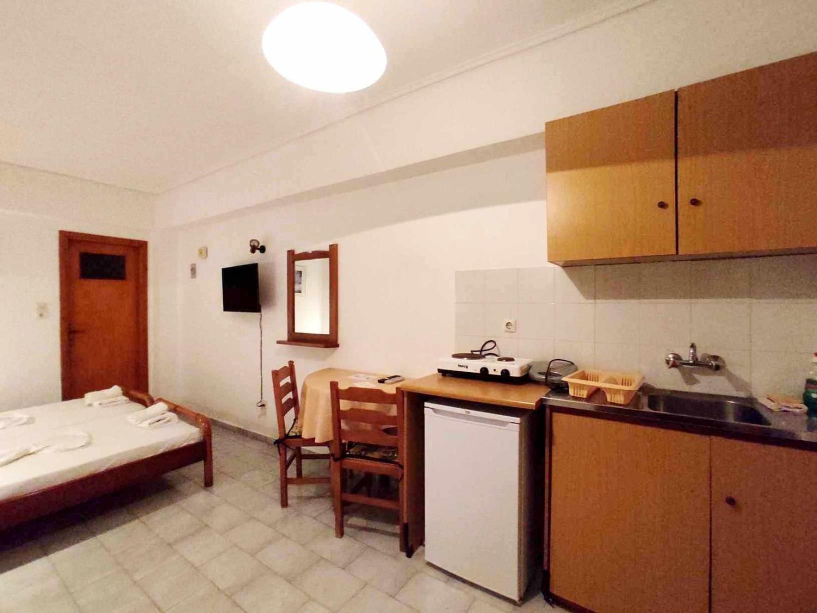 Ferienwohnung Politis Sudios Batsíon Exterior foto