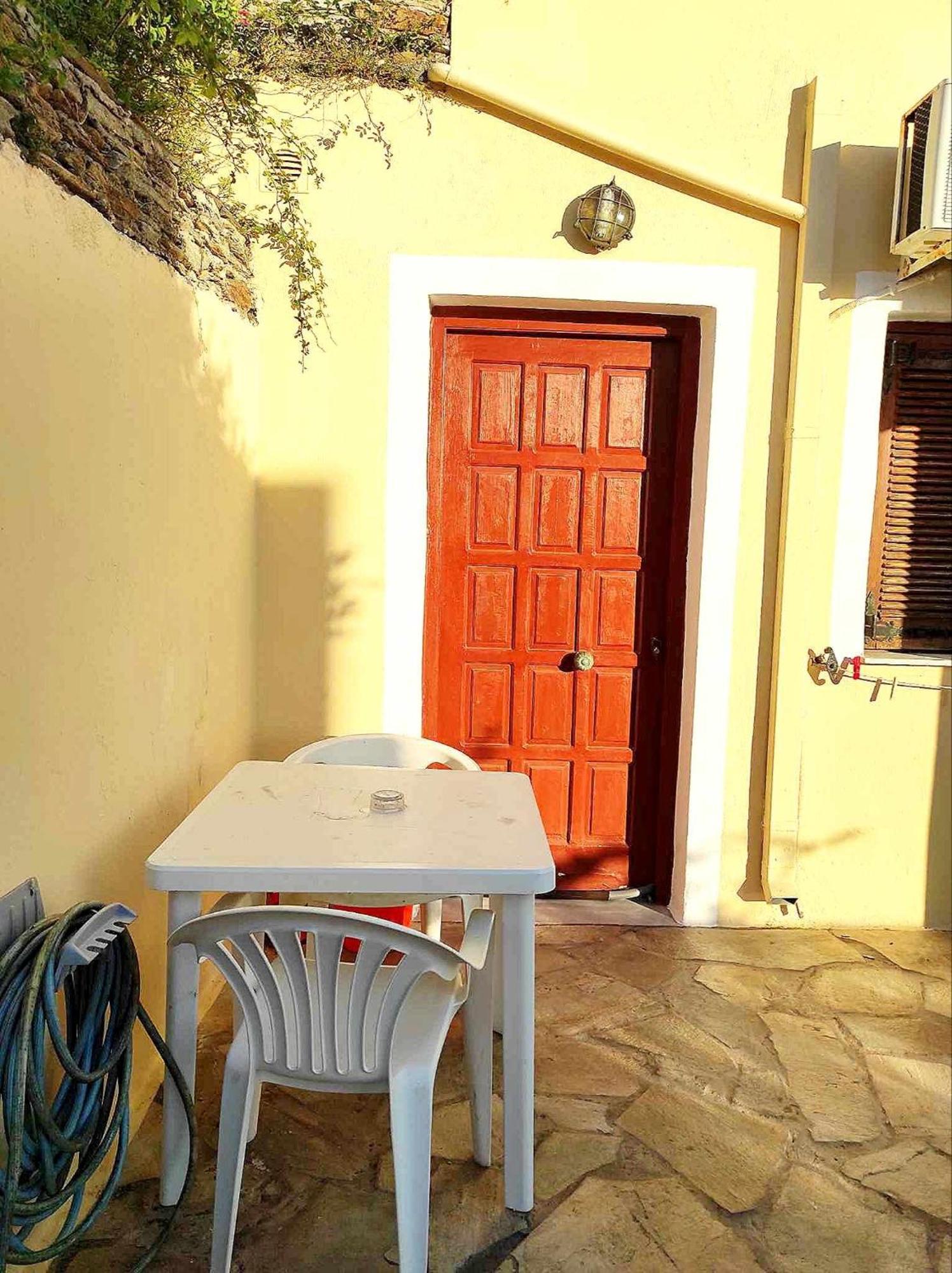 Ferienwohnung Politis Sudios Batsíon Exterior foto